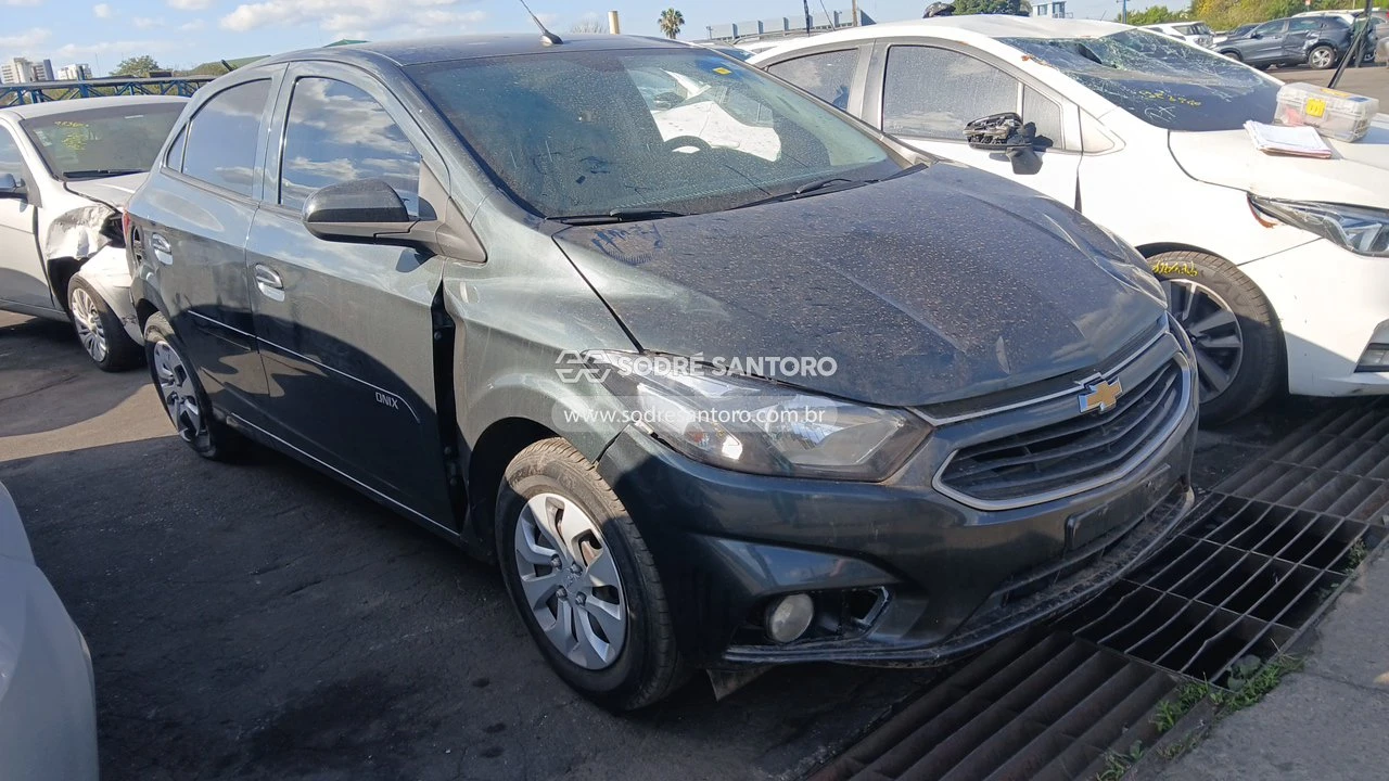 Chevrolet Onix LT 2018 1.0 Manual em Guarulhos - São Paulo
