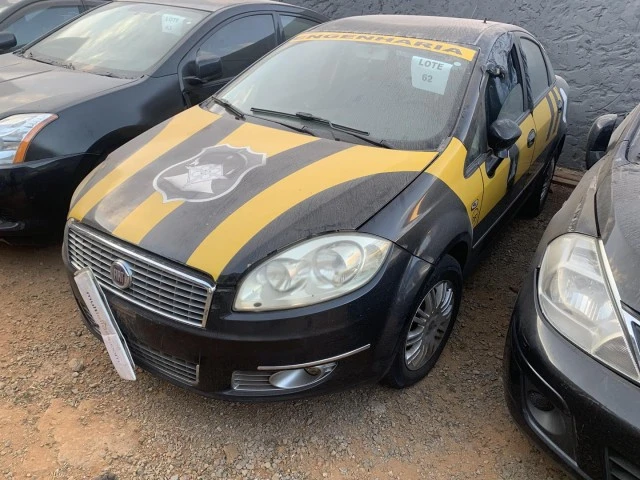 Fiat Linea Essence 2012 1.8 em null