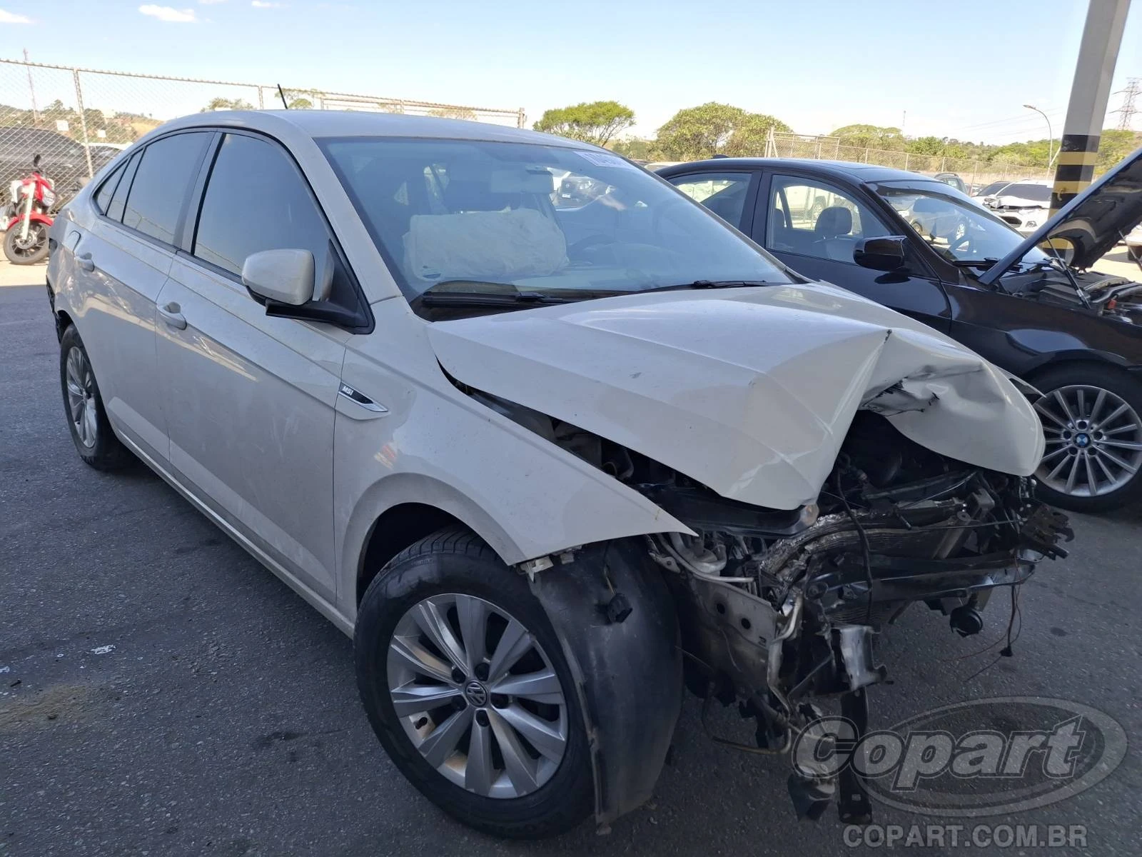 Volkswagen Virtus MSI 2019 1.6 16V Automático em Pirapora Do Bom Jesus - São Paulo