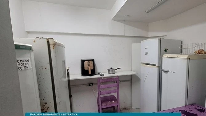 Prédio Comercial com 1/2 nua-propriedade em Pinheiros, SP em São Paulo