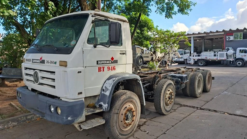 Volkswagen 26.260 EA 2007 Diesel 8x4 em Jaboatão Dos Guararapes - Pernambuco