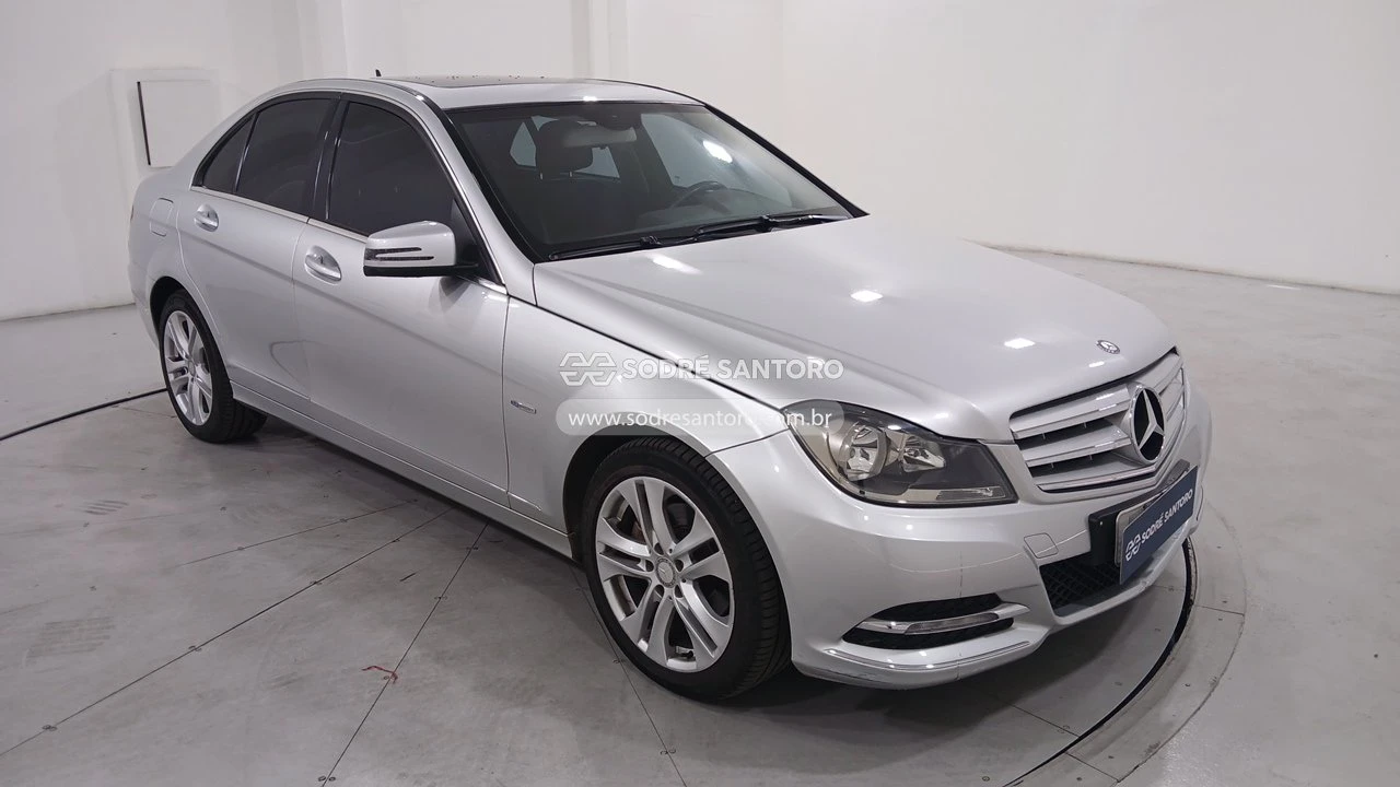 Mercedes-Benz C 200 CGI 2011/2012 56183 km Automático Gasolina Prata