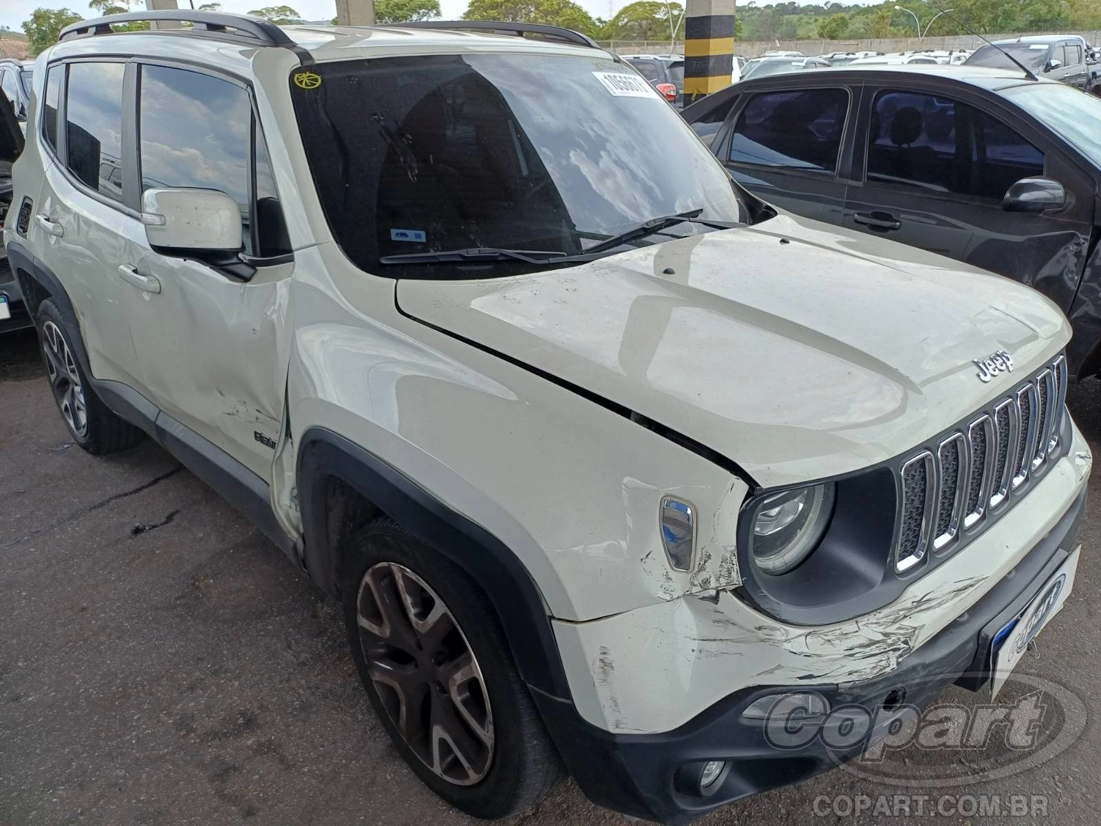 Jeep Renegade Longitude 2020 1.8 Evo Flex em Pirapora Do Bom Jesus - São Paulo