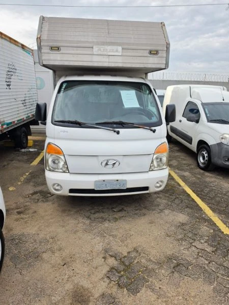 Hyundai HR HR 2008 2.5 Diesel 3 Portas em Florianópolis - Santa Catarina