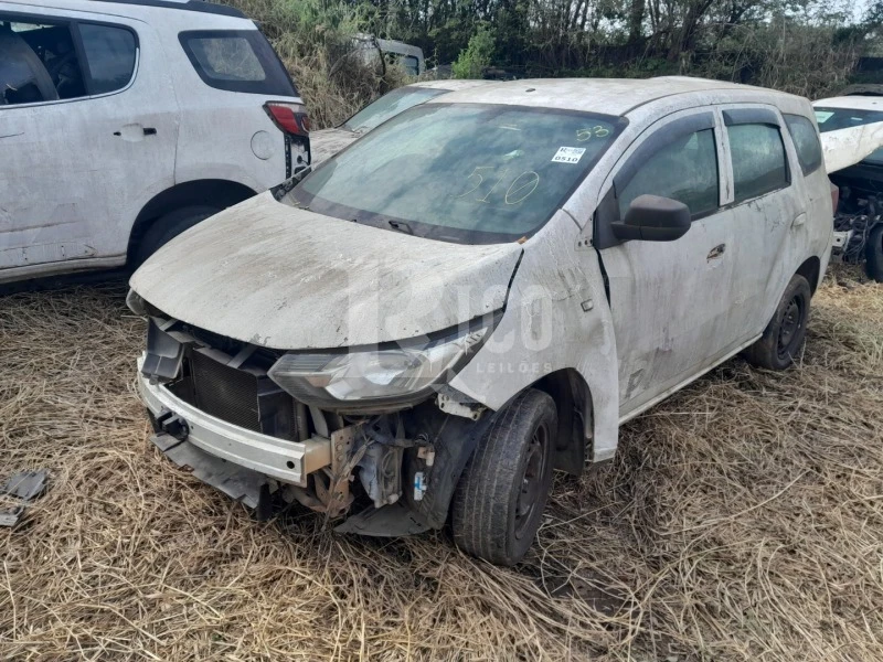 Chevrolet Spin LS 1.8 MT em Mogi Das Cruzes - São Paulo