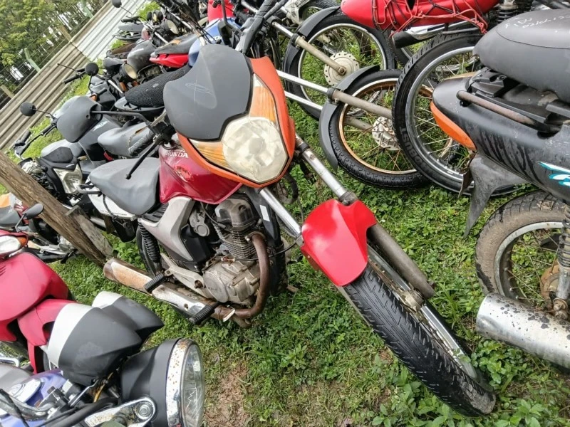Honda CG150 Titan 2009 150cc Manual em Brusque - Santa Catarina