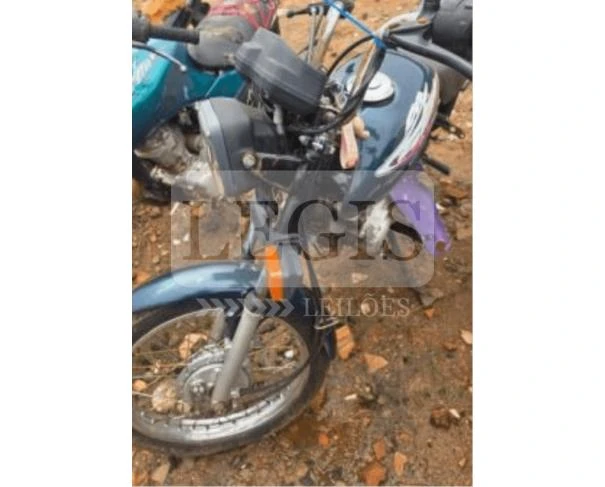 Honda CG 125 Titan CG 125 Titan 1997 Automático? em Assis - São Paulo