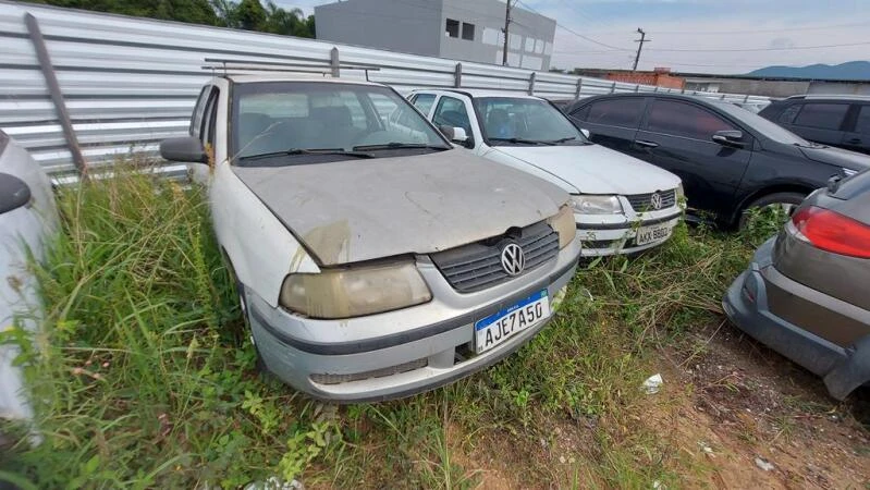 Volkswagen Gol 2003 1.0 Sucata em Palhoça - Santa Catarina