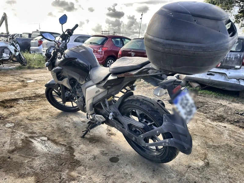 Yamaha Fazer FZ25 Fazer em Salvador - Bahia