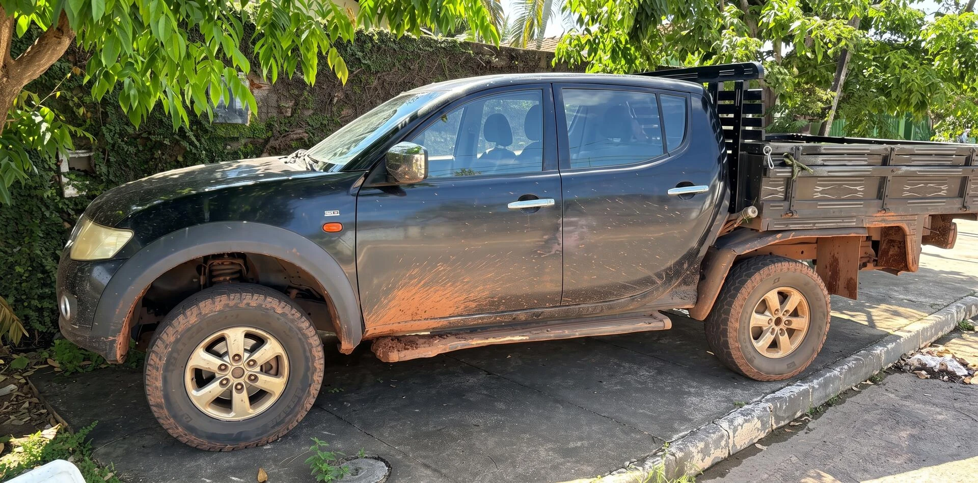 Outro MMC/L200 Triton 3.0 D em Colinas do Tocantins/TO em Colinas Do Tocantins - Tocantins