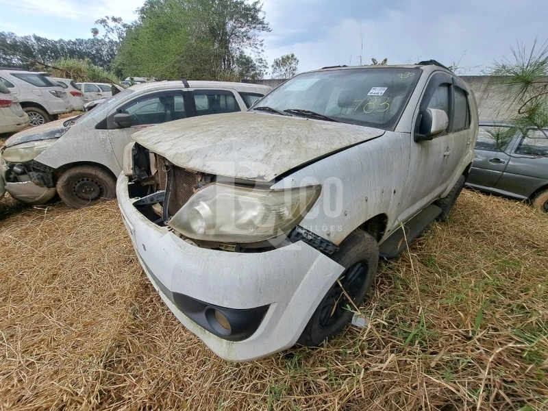 Toyota Hilux SW4 SR 4x2 Desmontado em Mogi Das Cruzes - São Paulo