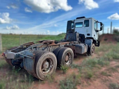 Iveco Trakker 720T42TN 2009 6x4 Manual Diesel em Diamantino - Mato Grosso