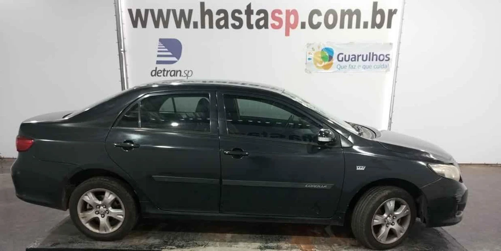 Toyota Corolla XEi 2009 1.8 Automático Flex em Casa Branca - São Paulo