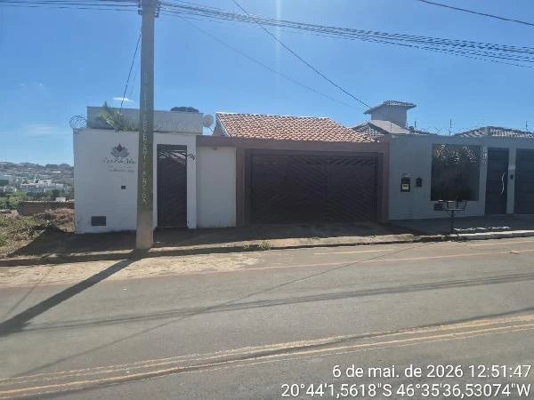 Casa com 2 Quartos em Passos/MG em Passos - Minas Gerais