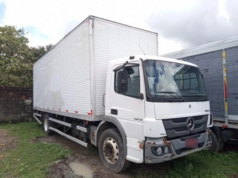 Mercedes-Benz Atego 1419 2013 Bau em Jaboatão Dos Guararapes - Pernambuco