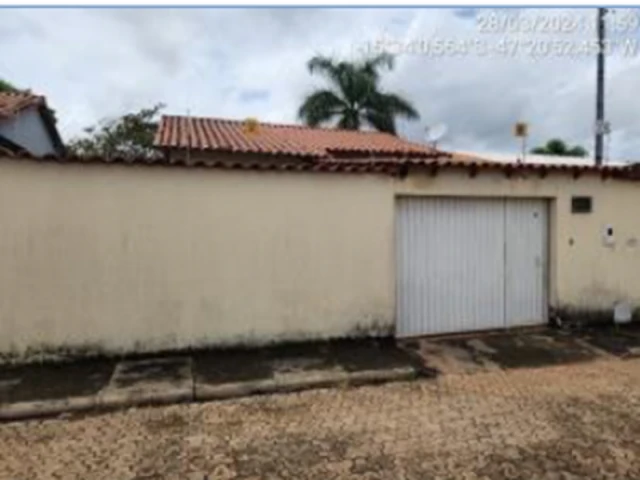 Casa com 2 Dormitórios em Formosa/GO em Formosa - Goiás