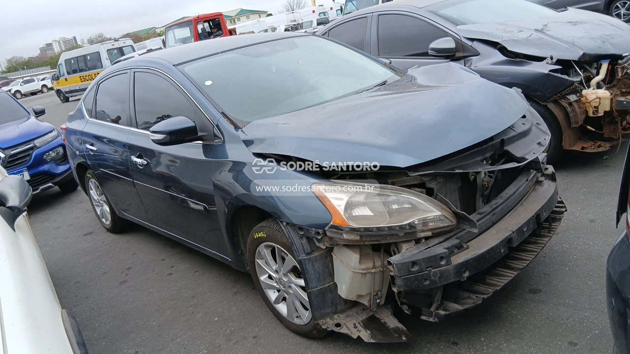 Nissan Sentra 20SV CVT 2014/2015 Automático em Guarulhos - São Paulo