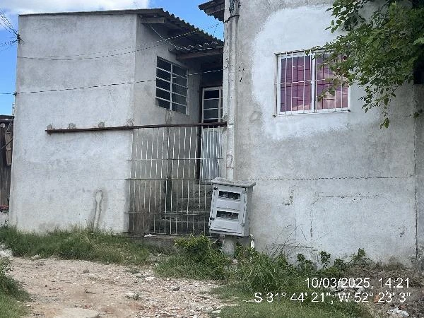 Casa de 40m² com 128m² de terreno em Pelotas em Pelotas - Rio Grande do Sul