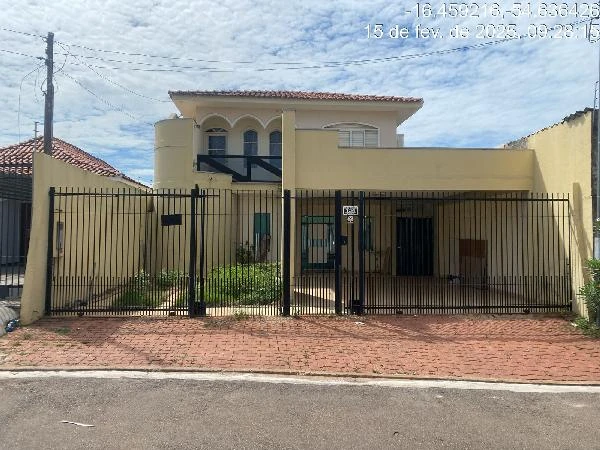 Casa de 18370m² privativa no Santa Cruz em Rondonópolis - Mato Grosso