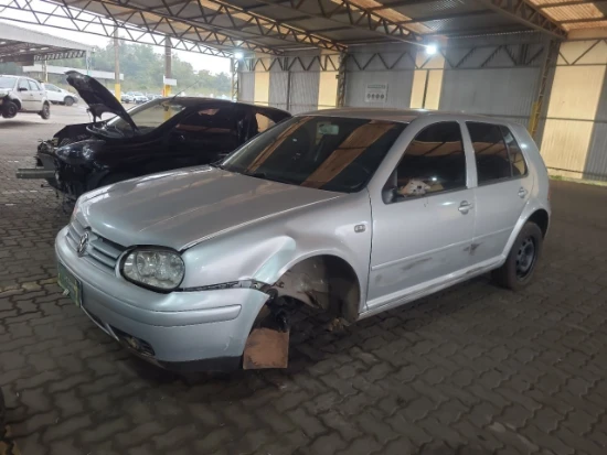 Volkswagen Golf 2003 Gasolina em Nova Santa Rita - Rio Grande do Sul