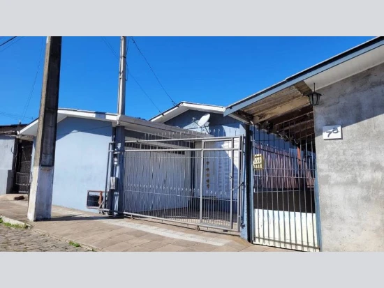 Casa com 1 Vaga em Garibaldi/RS em Garibaldi - Rio Grande do Sul