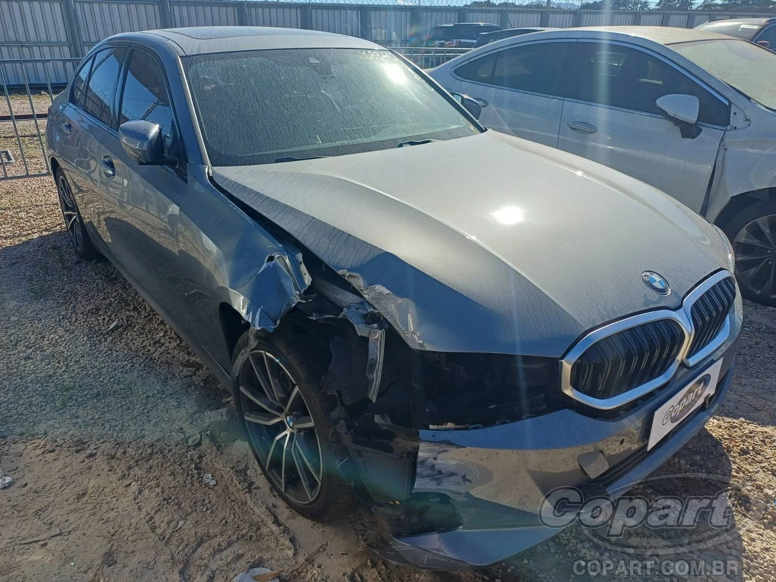 BMW Serie 3 2023 2.0 Twin Turbo Automático em São José Dos Pinhais - Paraná