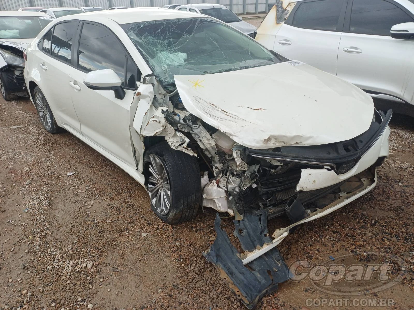 Toyota Corolla XEi 2020 2.0 Automático CVT em São José Dos Pinhais - Paraná