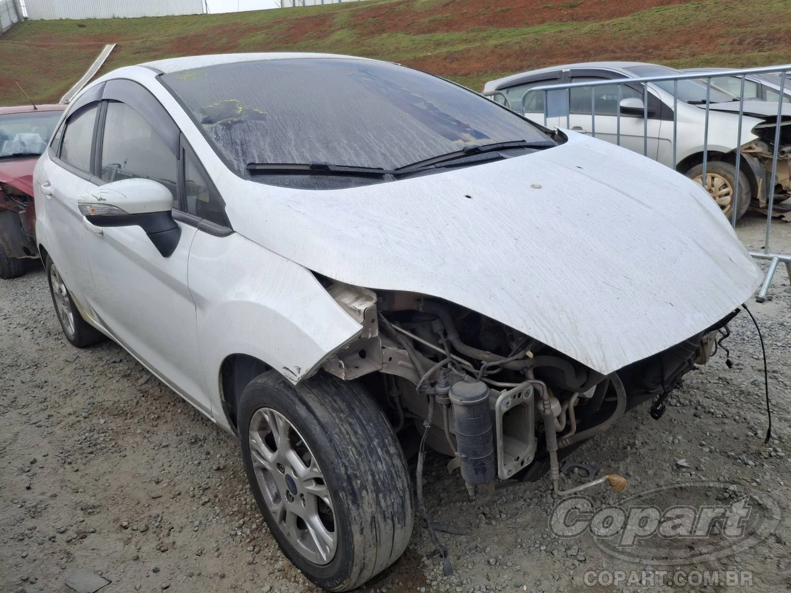 Ford Fiesta Sedan SE 2015 1.6 Ti-VCT Automático? em Itaquaquecetuba - São Paulo