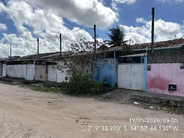 Casa com 2 Quartos e 1 Vaga no Planalto Tibiri II em Santa Rita - Paraíba