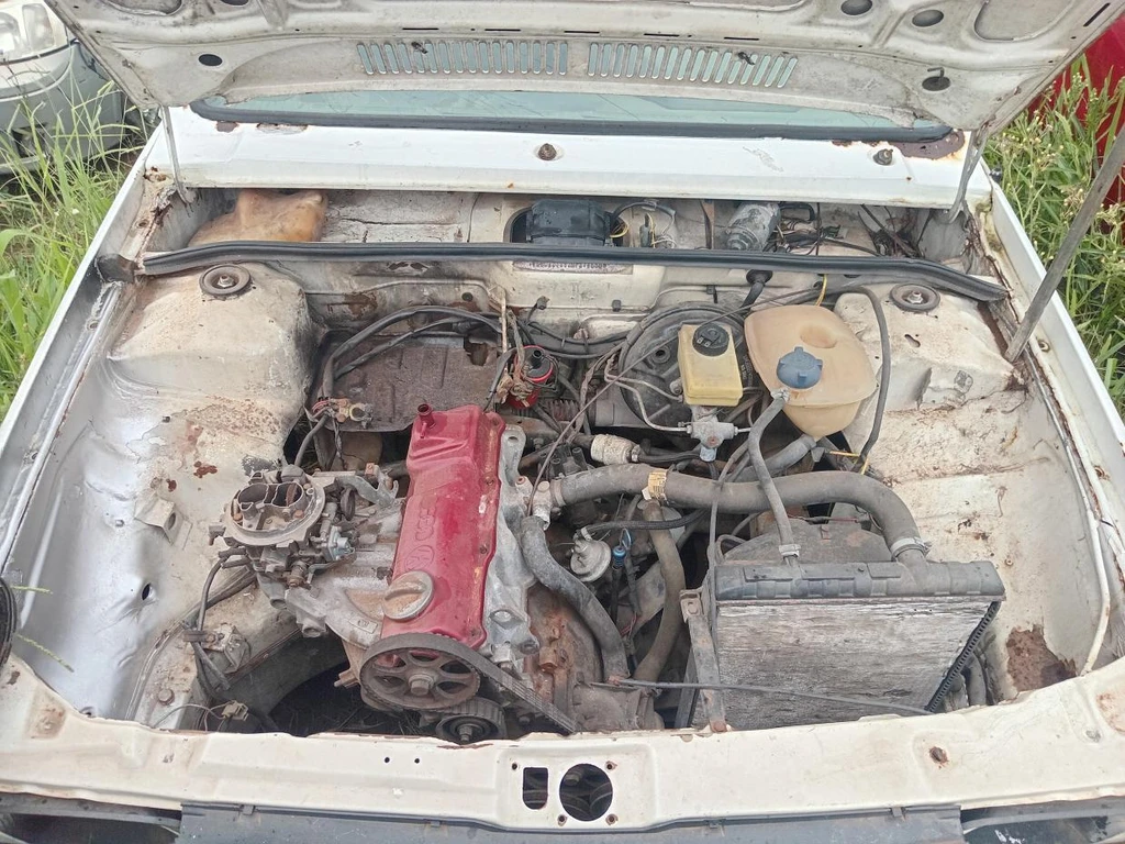 Volkswagen Voyage GL 1992 1.8 em Casa Branca - São Paulo