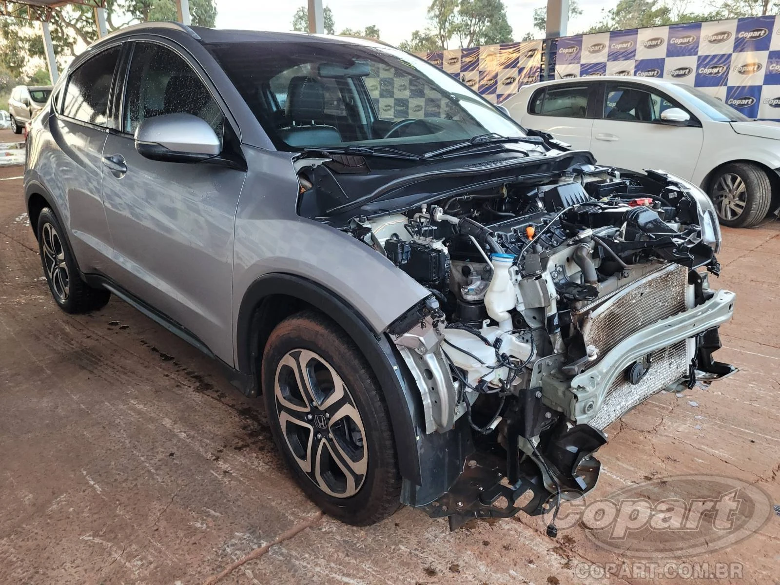 Honda HR-V EX 2017 1.8 Automático com Frontal em Campo Grande - Mato Grosso do Sul