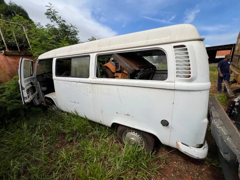 Volkswagen Kombi Kombi Lotação 2009 Flex Van em Itaí - São Paulo