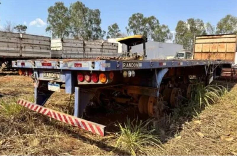 Randon Sr Gr Tr 1997 Vermelha em Rondonópolis - Mato Grosso
