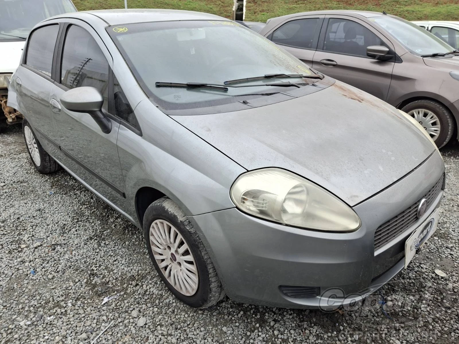 Fiat Punto Attractive 2012 1.4 Fire em Itaquaquecetuba - São Paulo