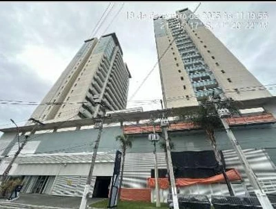 Apartamento com 1 Vaga em Campos dos Goytacazes/RJ em Campos Dos Goytacazes - Rio de Janeiro