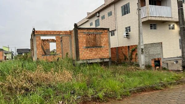Terreno em Criciúma/SC em Criciuma - Santa Catarina