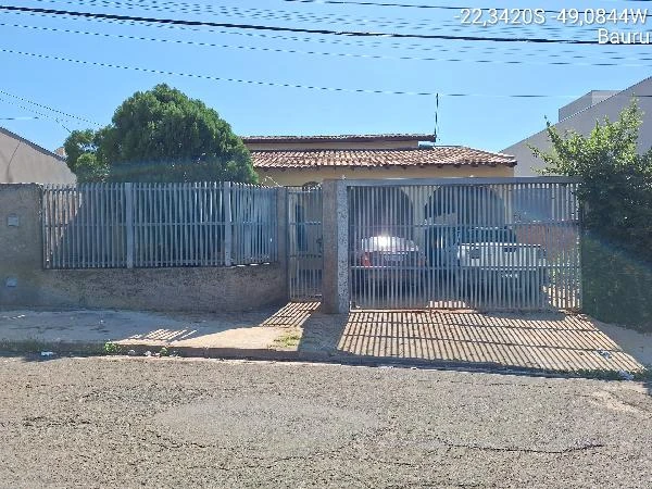 Casa de 334m² com 5 Quartos em Bauru - São Paulo