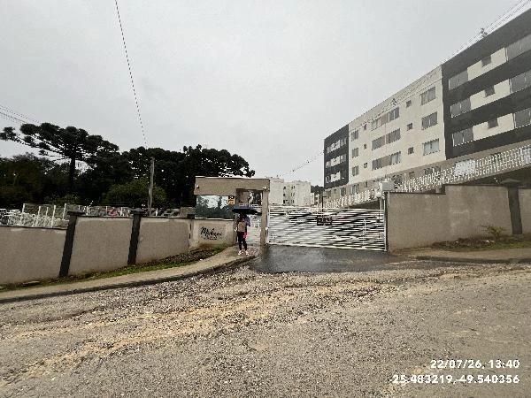 Apartamento com 2 Quartos e 1 Vaga em Campo Largo/PR em Campo Largo - Paraná