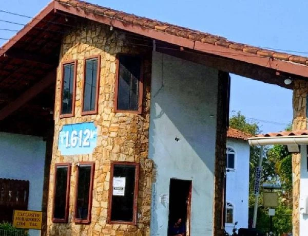 Casa com 3 Quartos em São Pedro da Aldeia/RJ em Sao Pedro Da Aldeia - Rio de Janeiro