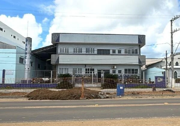 Prédio Comercial em Nova Venécia/ES em Nova Venécia - Espírito Santo
