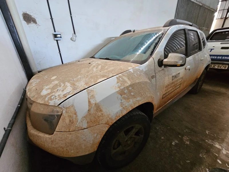 Renault Duster 2.0 4x4 2014/2015 em Paço Do Lumiar - Maranhão