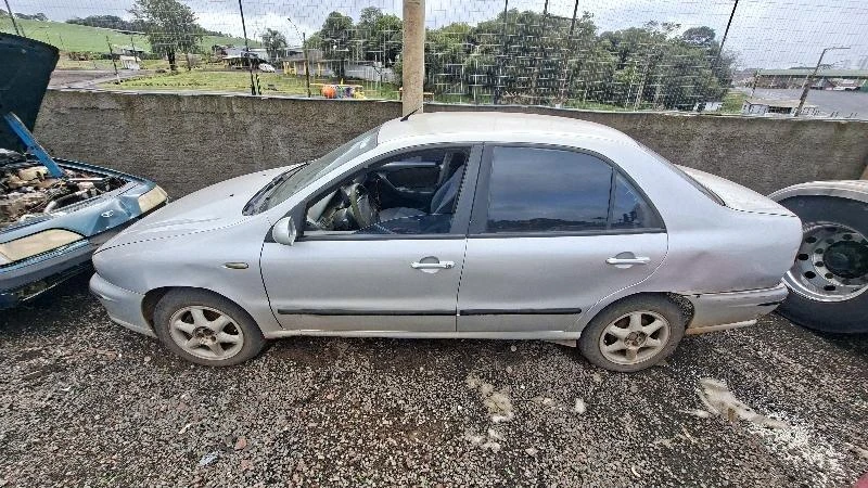 Fiat Marea SX 2003 Prata em Xanxerê - Santa Catarina