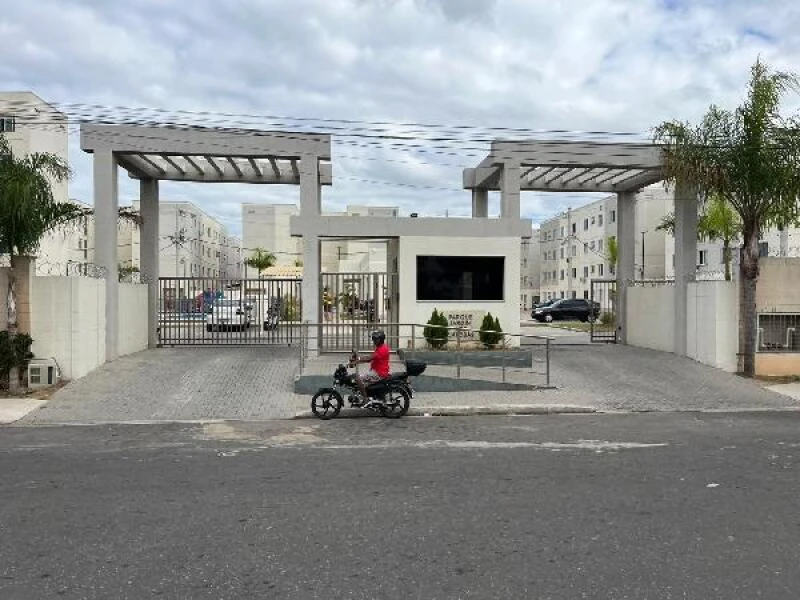 Apartamento com 2 Quartos em Campos dos Goytacazes/RJ em Campos Dos Goytacazes - Rio de Janeiro