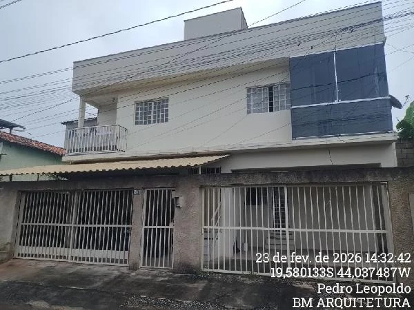 Apartamento com 2 Quartos em Pedro Leopoldo/MG em Pedro Leopoldo - Minas Gerais