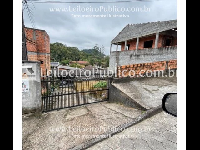 Terreno com 360 m² em Blumenau/SC em Blumenau - Santa Catarina