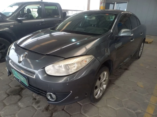 Renault Fluence PRI20A 2011 Automático em Tijucas - Santa Catarina