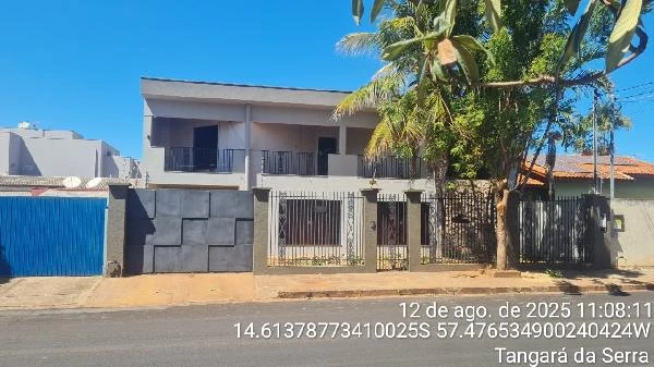 Casa com 5 Quartos em Tangará da Serra/MT em Tangará Da Serra - Mato Grosso