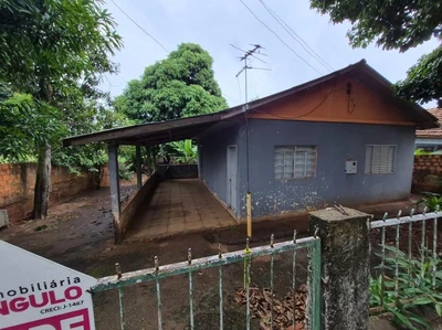 Casa Desocupada em Umuarama/PR em Umuarama - Paraná