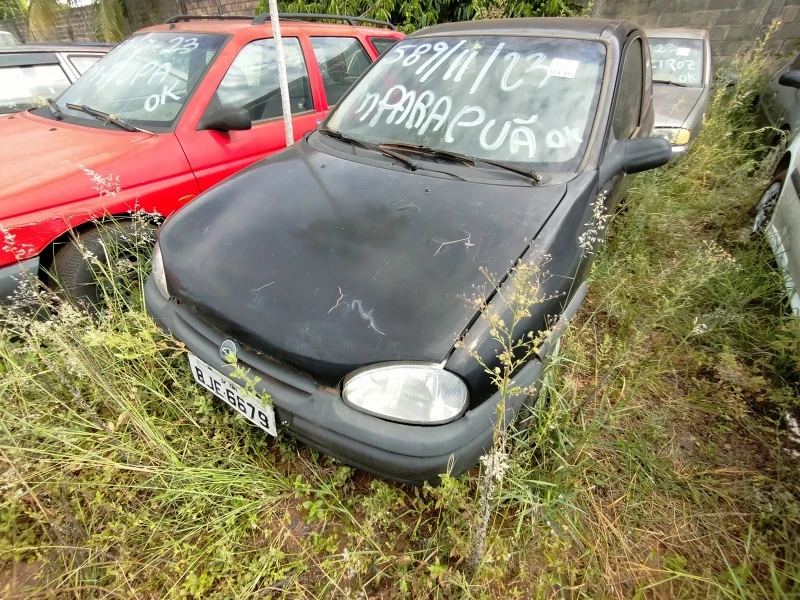 Chevrolet Celta Hatch Preto Sucata em Tupã - São Paulo