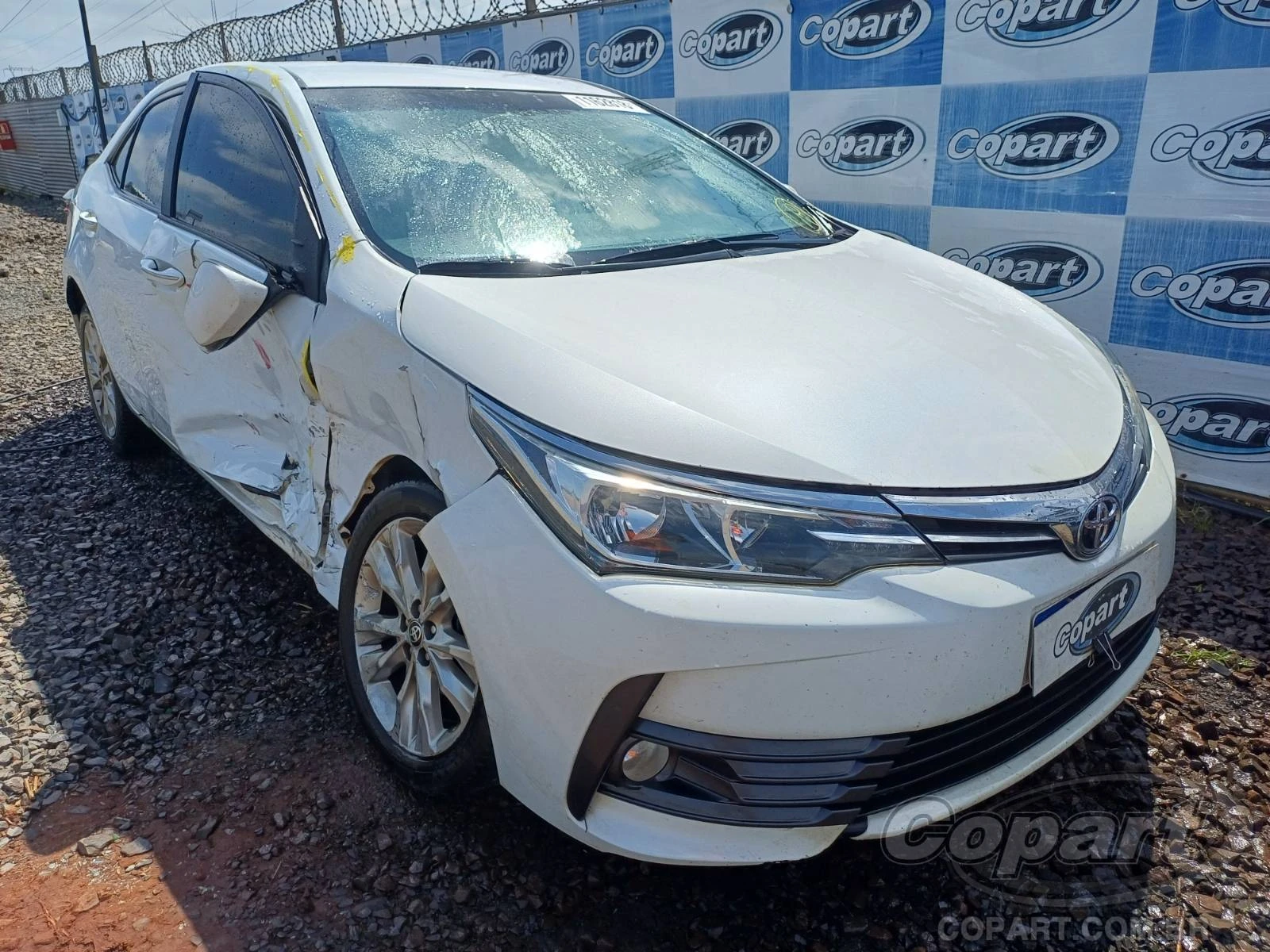 Toyota Corolla XEi 2018 2.0 em Canoas - Rio Grande do Sul